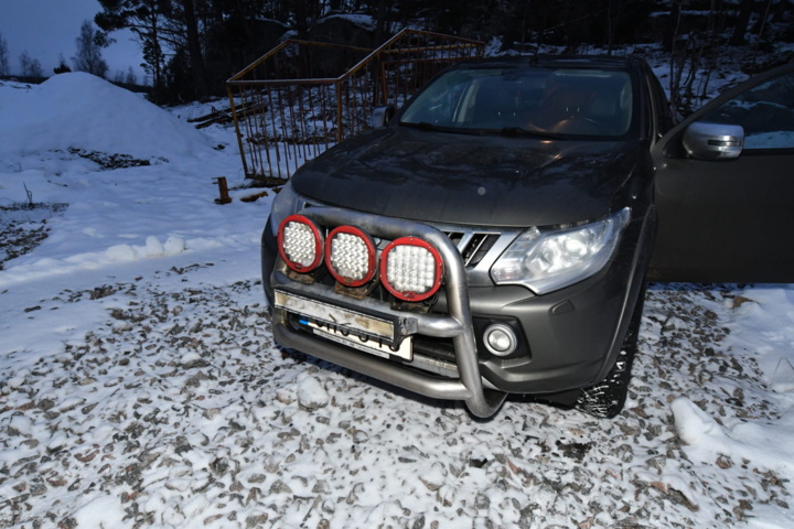 972894-17 Mitsubishi L200 Double Cab 2.4 IC/TC DI-D 4WD - 2016