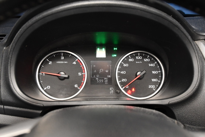 972894-19 Mitsubishi L200 Double Cab 2.4 IC/TC DI-D 4WD - 2016