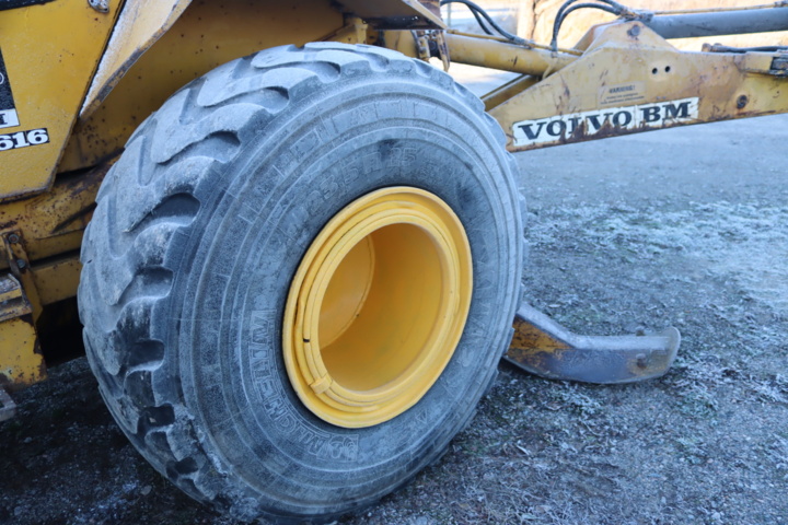 973112-16 Backhoe loader Volvo BM GM 616