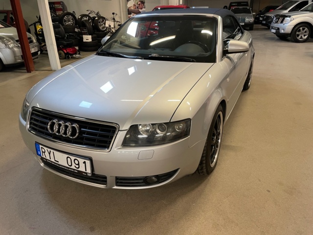 970093-1 Audi A4 Cabriolet 3.0 V6 - 2003