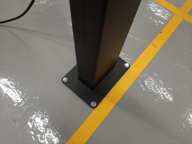 920847-11 Samsung TV, 50", mouse, keyboard and PC