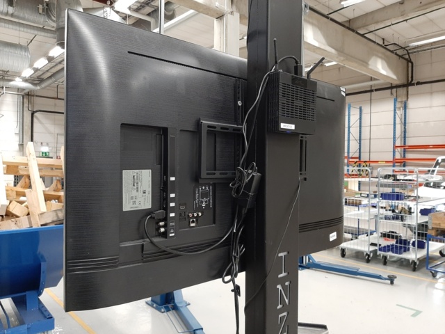 920856-4 Samsung Smart TV, 50", incl. PC unit & computer accessories #6