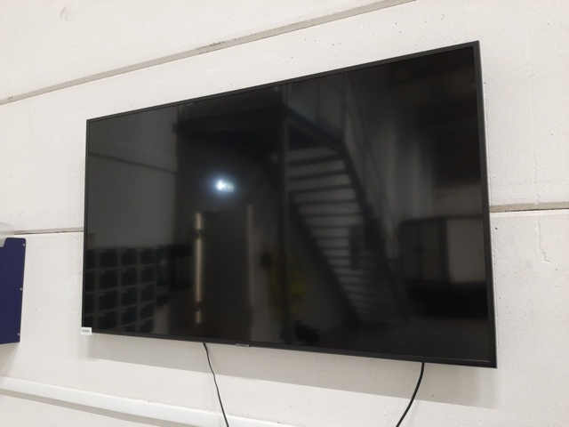 920866-5 Samsung TV 58", UE58RU7172UXXH