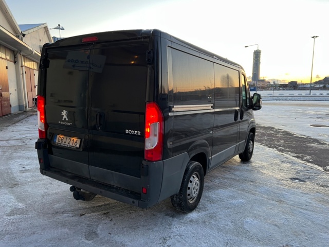953001-7 Peugeot Boxer Van 330 2.2 HDi - 2014