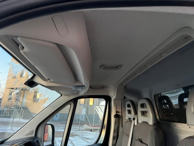 953001-11 Peugeot Boxer Van 330 2.2 HDi - 2014