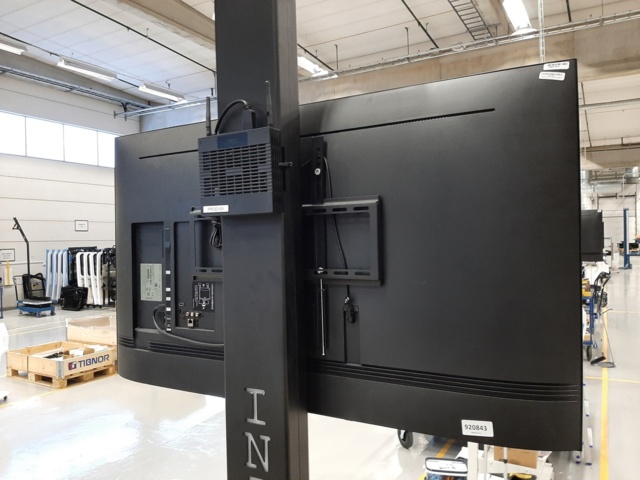 920843-7 Samsung Smart TV, 50", incl. PC unit & computer accessories #2