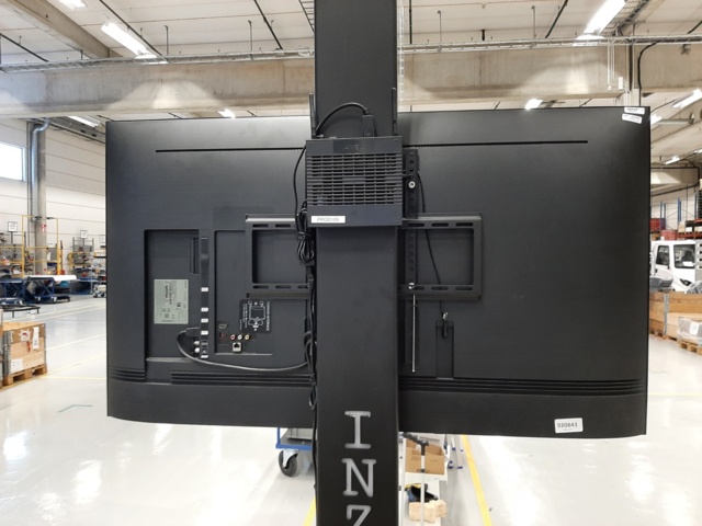 920843-8 Samsung Smart TV, 50", incl. PC unit & computer accessories #2