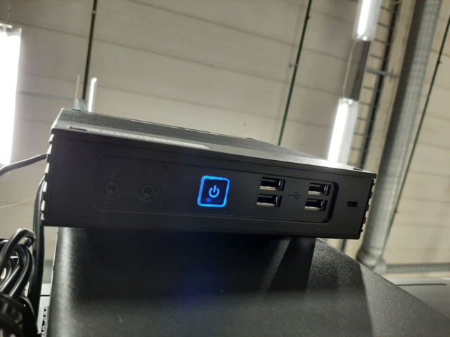 920843-12 Samsung Smart TV, 50", incl. PC unit & computer accessories #2