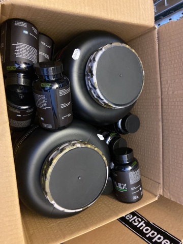 946515-41 Large batch of nutritional supplements for strength-oriented sports