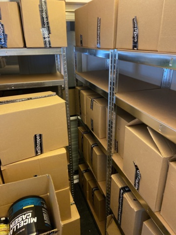 946515-48 Large batch of nutritional supplements for strength-oriented sports