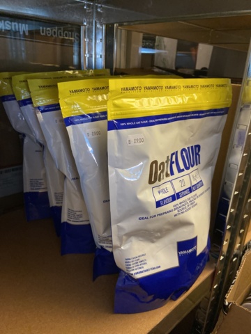 946515-61 Large batch of nutritional supplements for strength-oriented sports