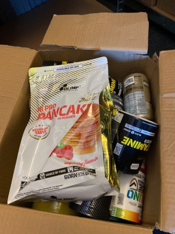 946515-73 Large batch of nutritional supplements for strength-oriented sports