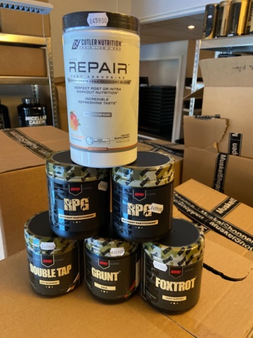 946515-79 Large batch of nutritional supplements for strength-oriented sports