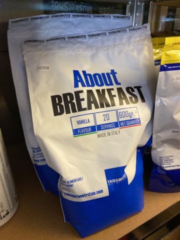 946515-85 Large batch of nutritional supplements for strength-oriented sports