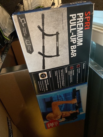 946515-97 Large batch of nutritional supplements for strength-oriented sports