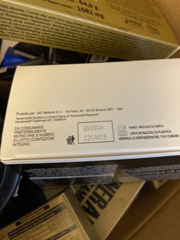 946515-101 Large batch of nutritional supplements for strength-oriented sports