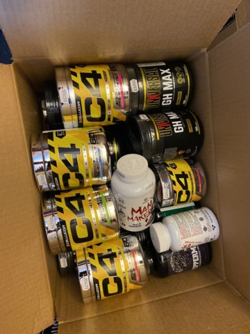 946515-108 Large batch of nutritional supplements for strength-oriented sports