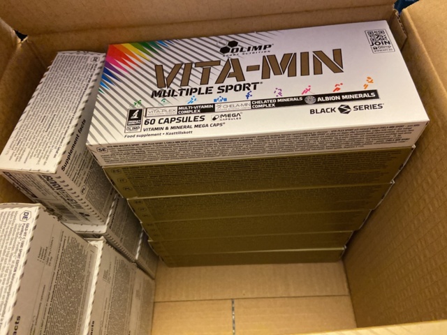 946515-119 Large batch of nutritional supplements for strength-oriented sports