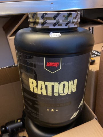 946515-125 Large batch of nutritional supplements for strength-oriented sports