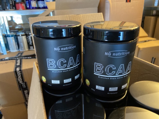 946515-146 Large batch of nutritional supplements for strength-oriented sports