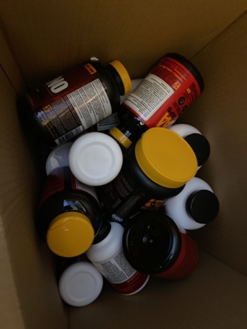 946515-151 Large batch of nutritional supplements for strength-oriented sports