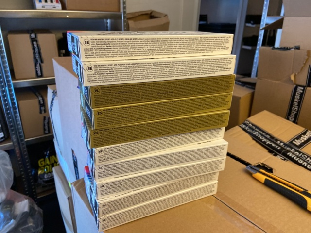 946515-158 Large batch of nutritional supplements for strength-oriented sports