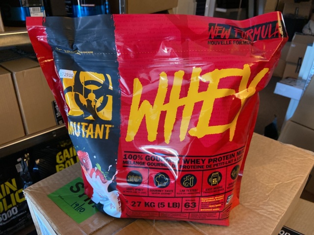 946515-164 Large batch of nutritional supplements for strength-oriented sports