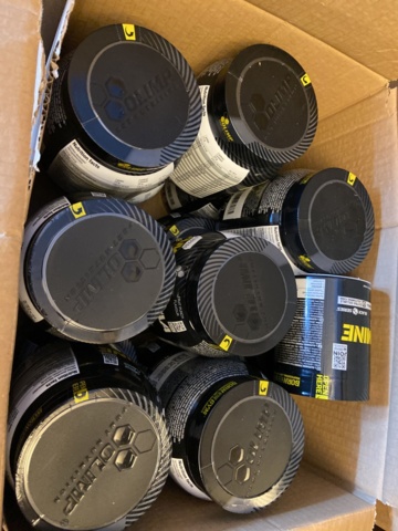 946515-165 Large batch of nutritional supplements for strength-oriented sports