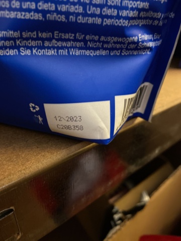 946515-169 Large batch of nutritional supplements for strength-oriented sports