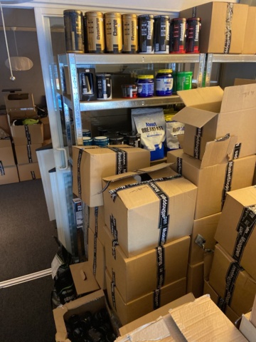 946515-192 Large batch of nutritional supplements for strength-oriented sports