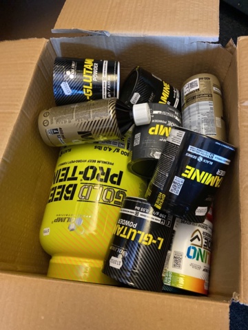 946515-202 Large batch of nutritional supplements for strength-oriented sports