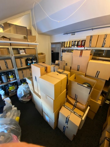 946515-1 Large batch of nutritional supplements for strength-oriented sports