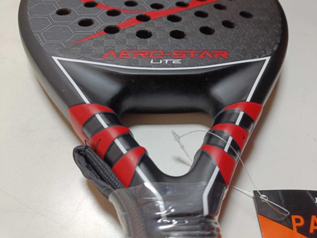 928664-4 The padel racket Aero-Star Lite
