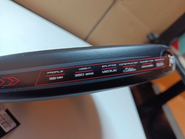 928664-7 The padel racket Aero-Star Lite