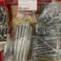 973833-10 Assortment of Concrete screws & plugs
