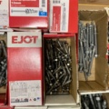 973833-16 Assortment of Concrete screws & plugs