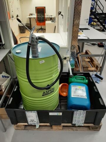920901-1 Diesel drum Aspen D 200L INT / incl. pump, waste barrel & canisters
