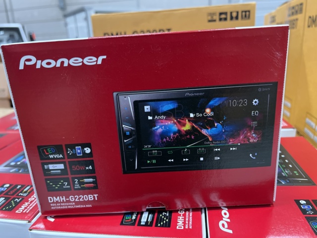 921775-2 Bluetooth car stereo Pioneer DMH-G220BT, a total of 51 units
