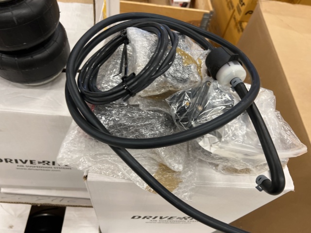 921792-4 Lot of air bellows, automatic for electric vehicles