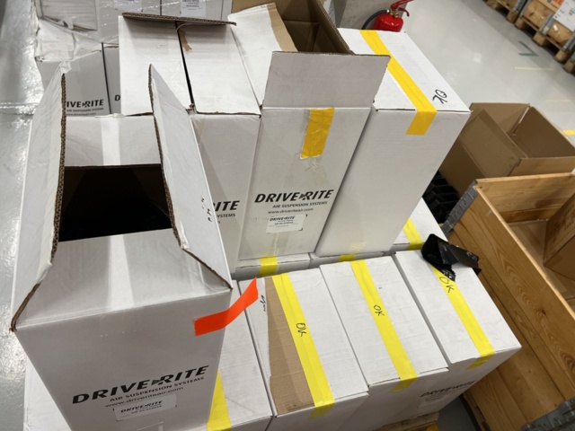 921792-6 Lot of air bellows, automatic for electric vehicles