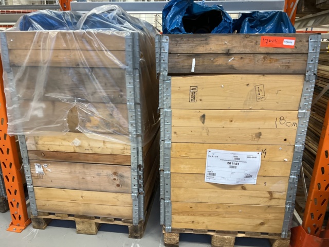 17 pallets with various vehicle details - PS Auction - We value the ...