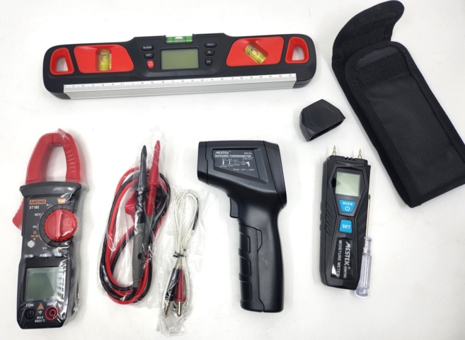 974580-1 Pliers ammeter + moisture detector + non-contact thermometer, + electronic spirit level