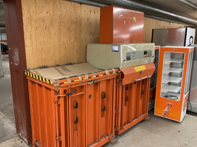 961169-9 Compactor / baler ORWAK 9020