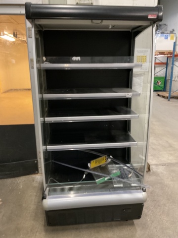 961180-3 Store fridge with roller blinds