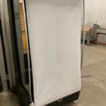 961180-5 Store fridge with roller blinds