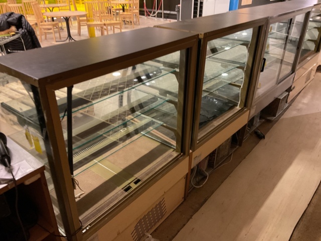 961218-6 4 cafe counters