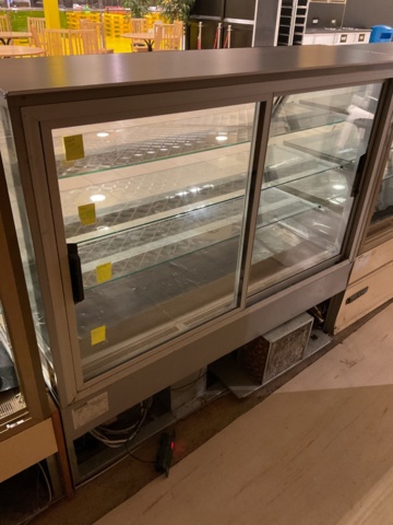 961218-7 4 cafe counters