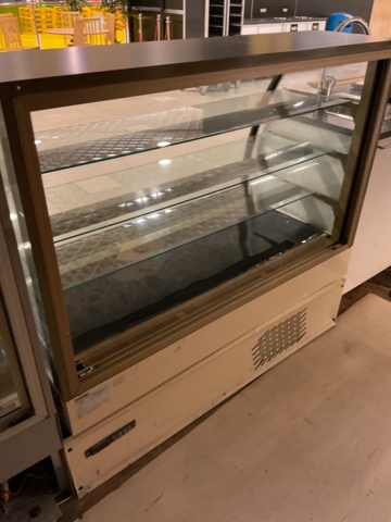 961218-8 4 cafe counters