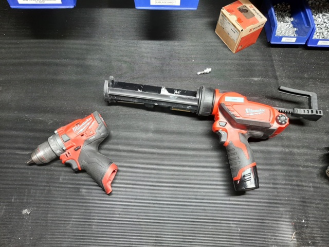 920875-6 Raised/retractable workbench with tool boards, lighting and contents x2