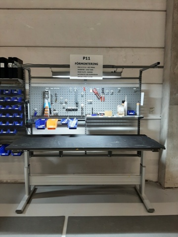 920875-15 Raised/retractable workbench with tool boards, lighting and contents x2